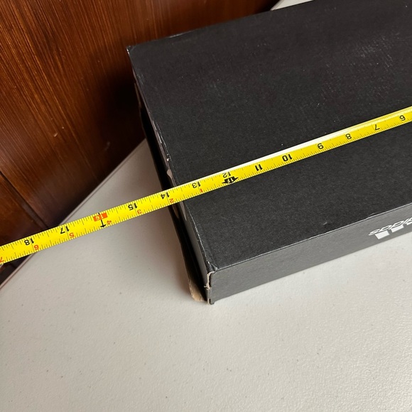Adidas replacement shoe box - Picture 4 of 11